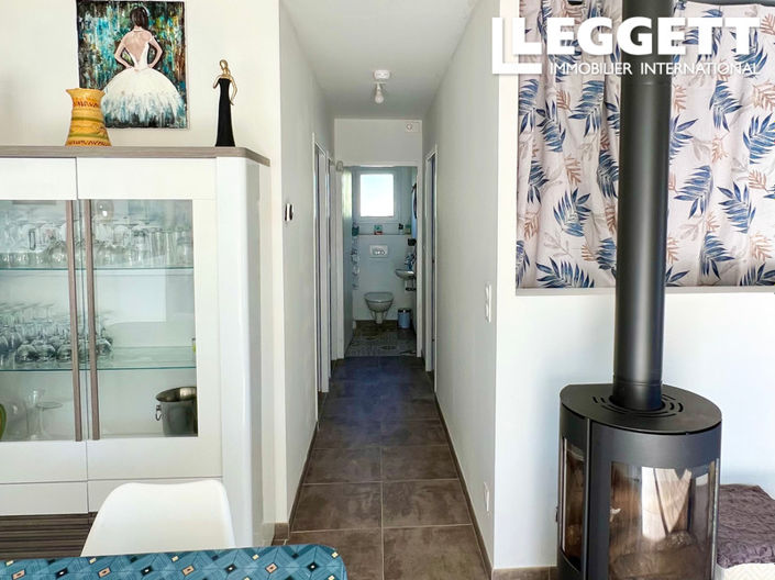 Image No.9-2 Bed House for sale