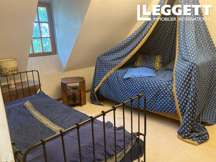 Image No.6-4 Bed House for sale