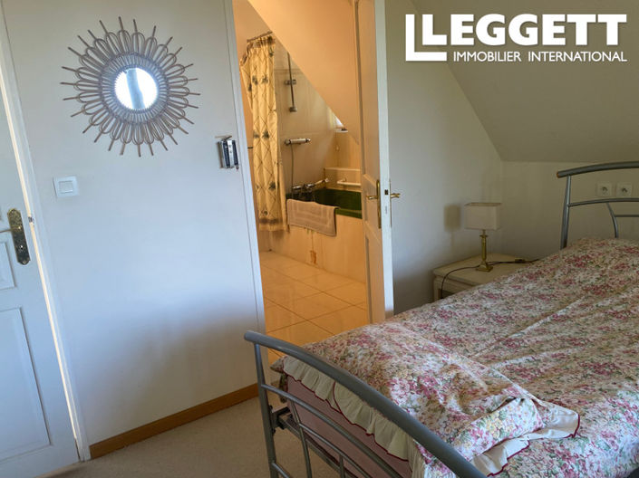 Image No.9-4 Bed House for sale