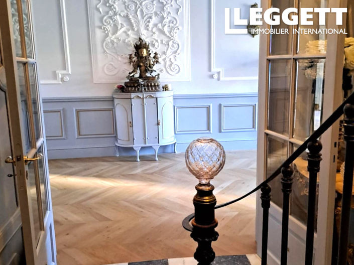 Image No.8-13 Bed House for sale