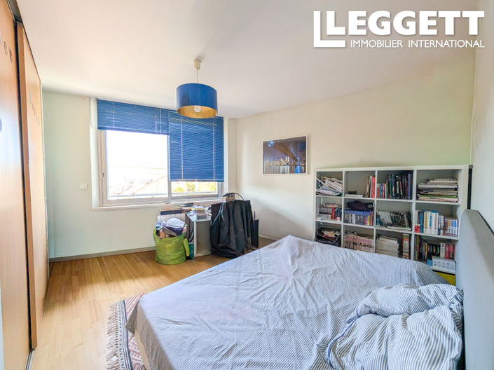 Image No.10-2 Bed Apartment for sale