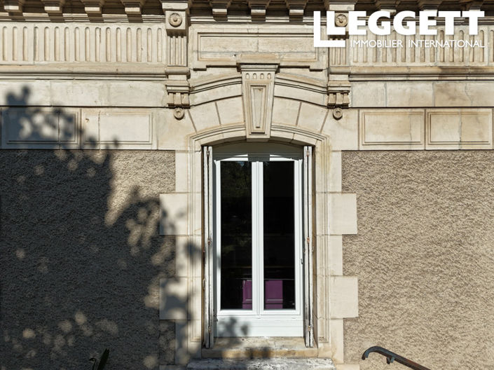 Image No.10-5 Bed House for sale