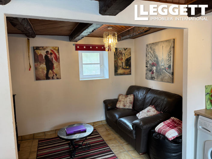 Image No.8-1 Bed House for sale