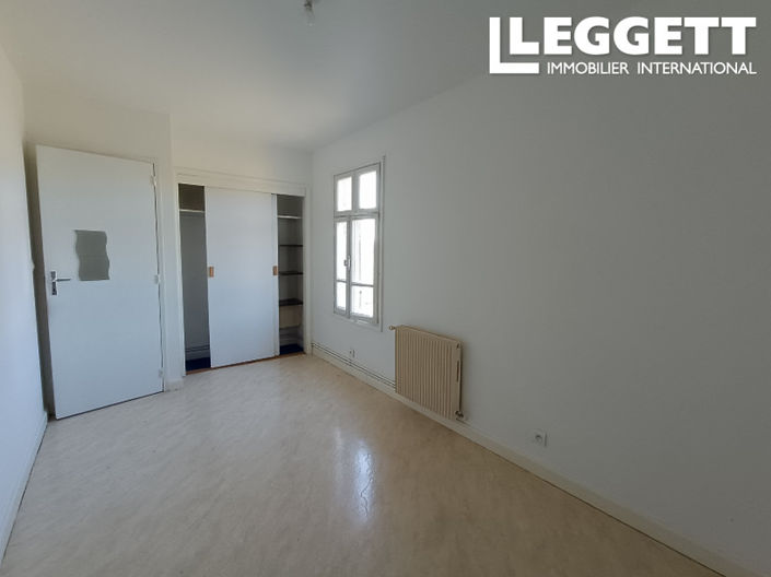 Image No.8-3 Bed House for sale