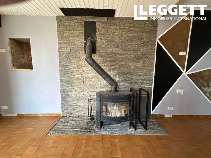 Image No.7-5 Bed House for sale