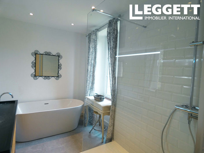 Image No.9-4 Bed House for sale