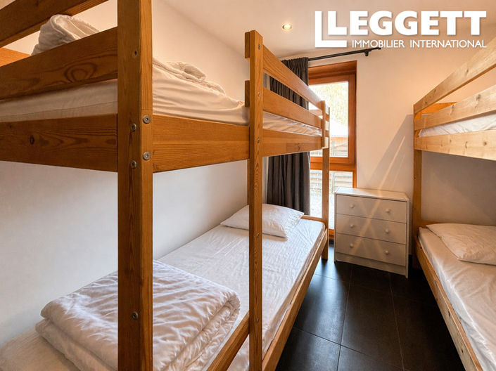 Image No.10-4 Bed Apartment for sale