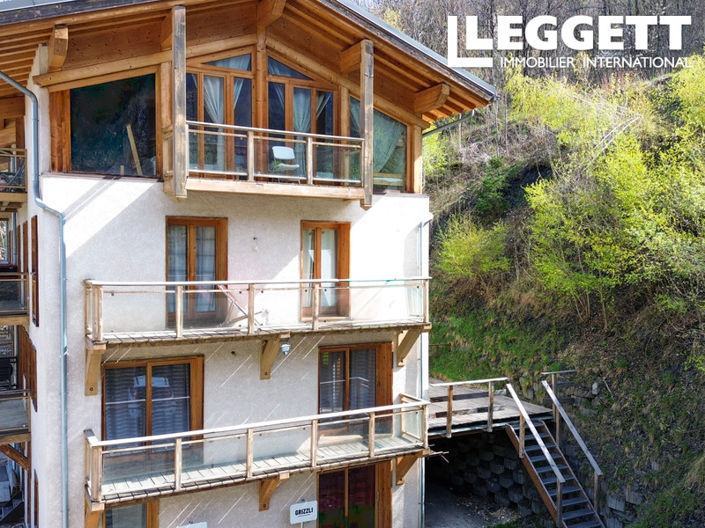 Image No.2-4 Bed Apartment for sale