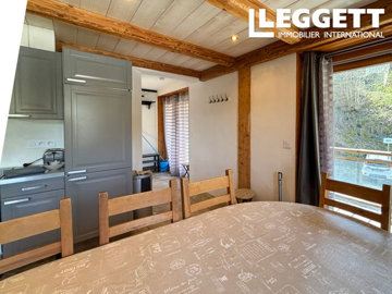 ahr0chm6ly9jzg4uagvzdglhlmltbw8vaw1hz2uvvevom