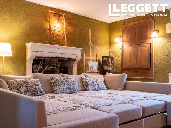 Image No.10-4 Bed House for sale