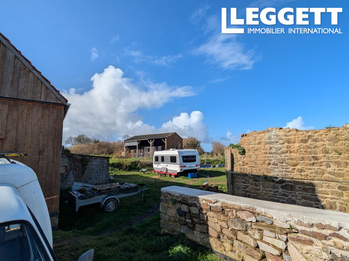 Image No.6-2 Bed House for sale