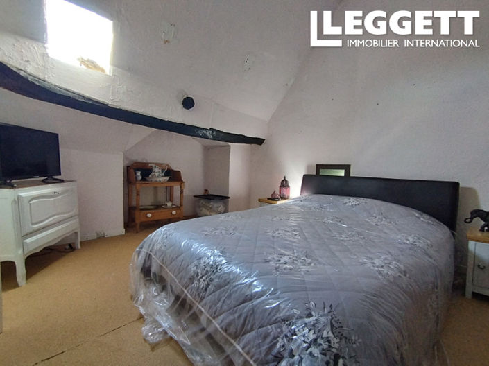 Image No.8-3 Bed House for sale