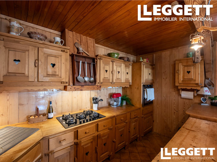 Image No.4-Maison de 4 chambres à vendre à Uzelle