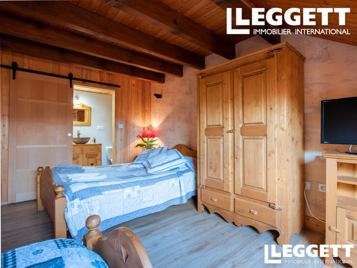 Image No.8-Maison de 4 chambres à vendre à Uzelle