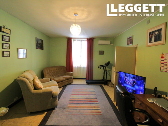 Image No.2-4 Bed House for sale