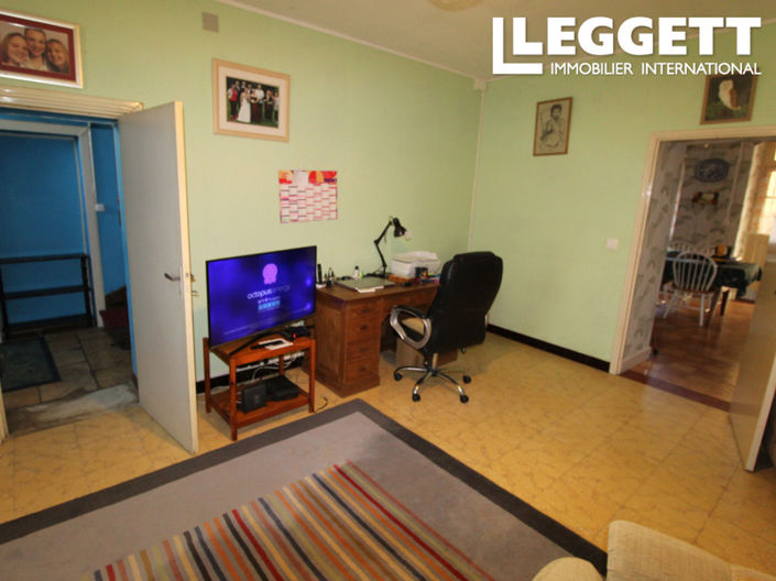 Image No.3-4 Bed House for sale