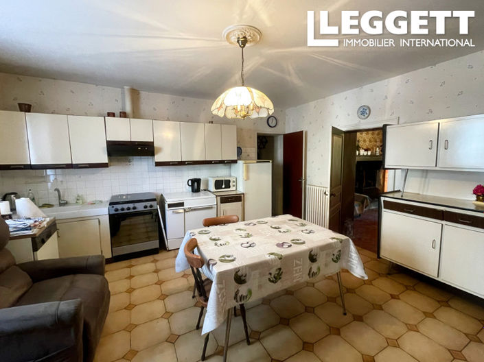 Image No.5-Maison de 5 chambres à vendre à Val-d'Oire-et-Gartempe