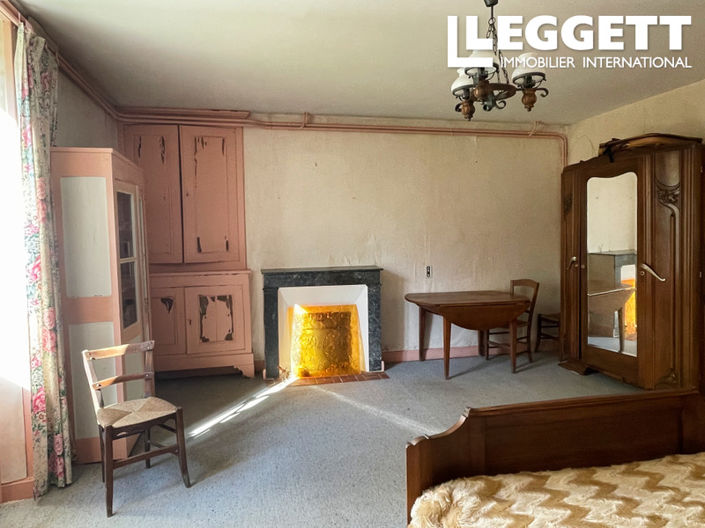 Image No.7-5 Bed House for sale