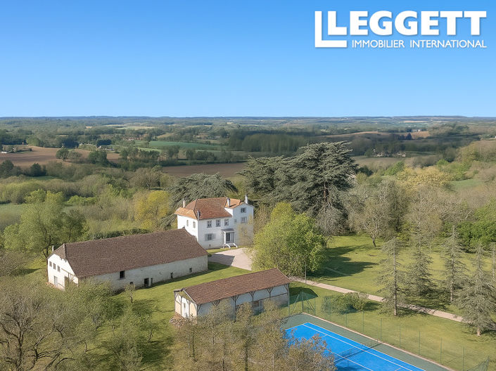 Image No.1-7 Bed Chateaux for sale