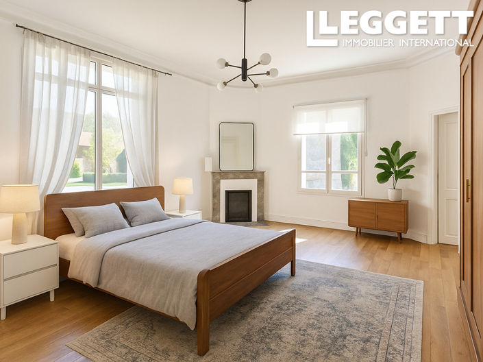 Image No.6-7 Bed Chateaux for sale