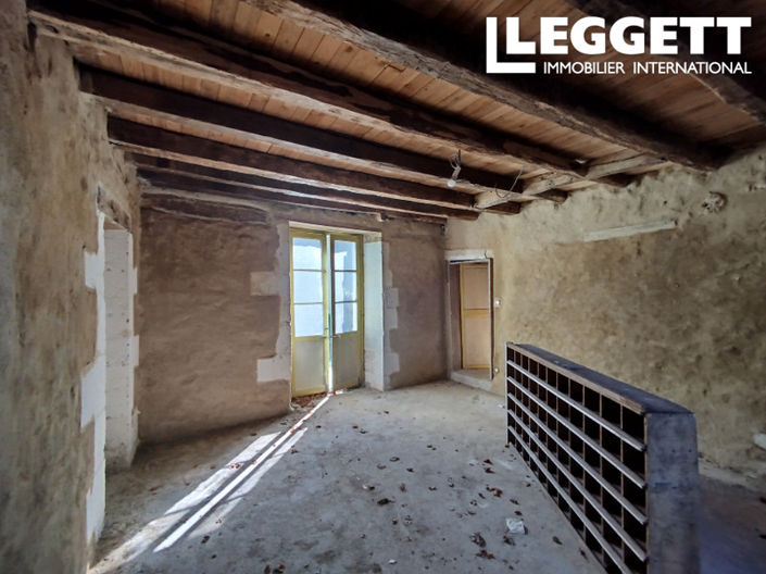 Image No.9-2 Bed House for sale