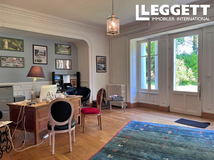 Image No.3-17 Bed Chateaux for sale