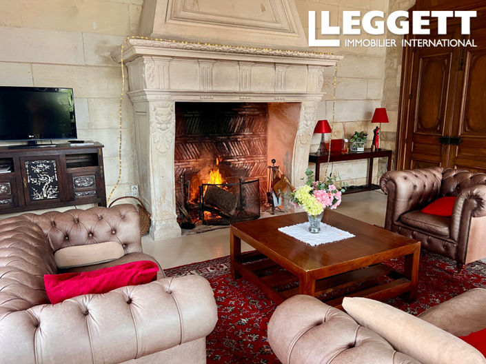 Image No.6-17 Bed Chateaux for sale