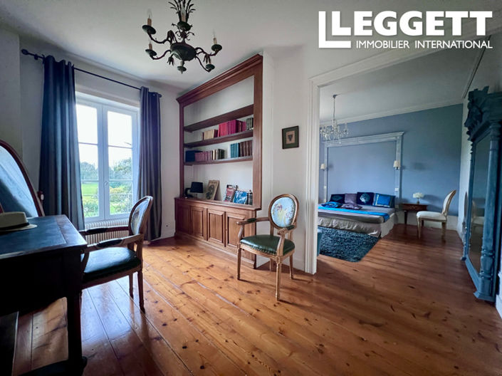 Image No.7-17 Bed Chateaux for sale