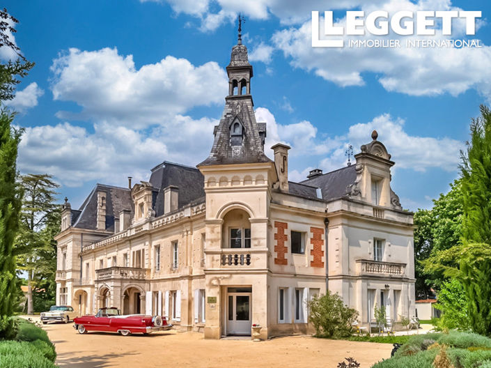 Image No.8-17 Bed Chateaux for sale