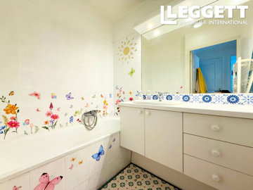 ahr0chm6ly9jzg4uagvzdglhlmltbw8vaw1hz2uvvevom