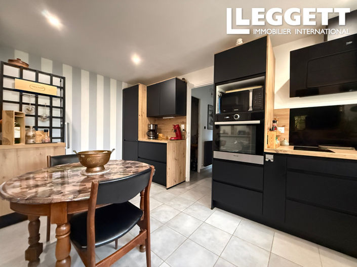 Image No.3-7 Bed House for sale