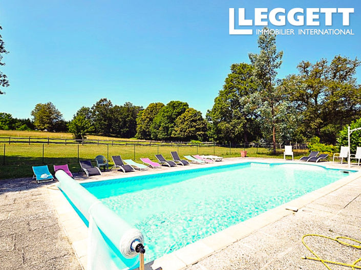 Image No.2-18 Bed House for sale