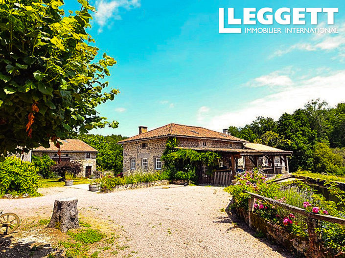 Image No.8-Maison de 18 chambres à vendre à Busserolles