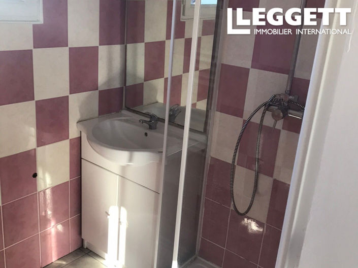 Image No.5-2 Bed House for sale