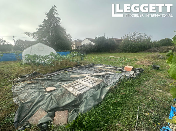 Image No.6-2 Bed House for sale