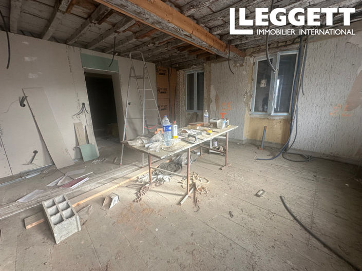 Image No.6-2 Bed House for sale