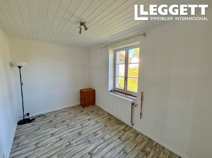 Image No.5-2 Bed House for sale