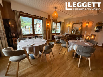 ahr0chm6ly9jzg4uagvzdglhlmltbw8vaw1hz2uvvevom