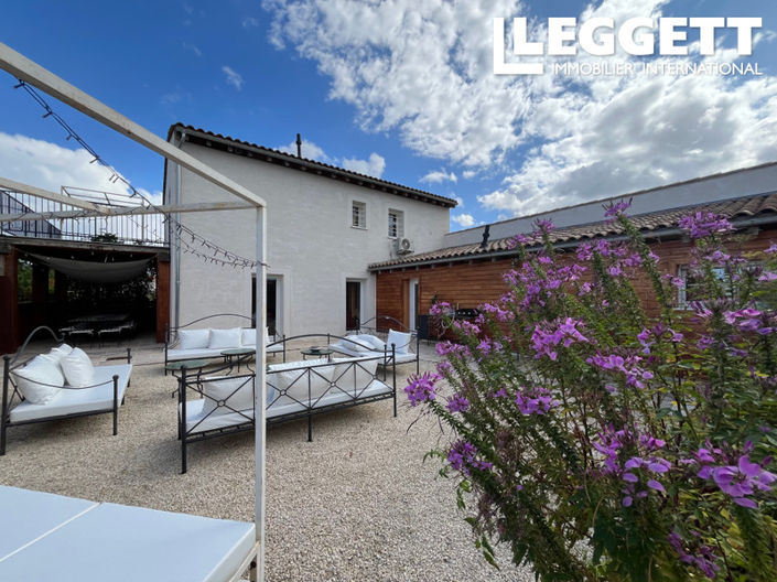 Image No.10-6 Bed House for sale