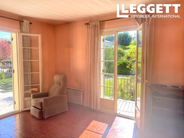 Image No.6-3 Bed House for sale