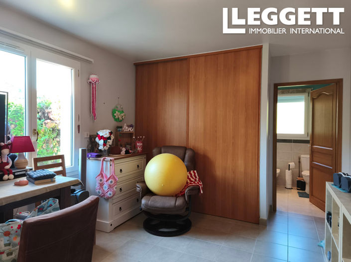 Image No.7-2 Bed House for sale