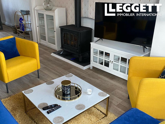 Image No.2-10 Bed House for sale