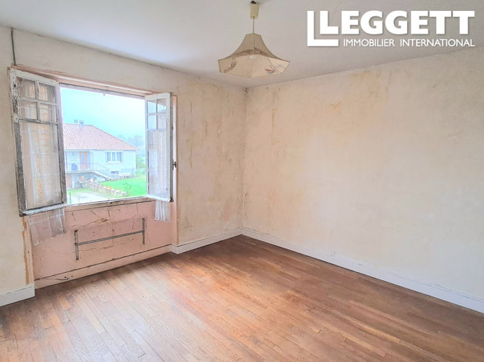 Image No.7-3 Bed House for sale