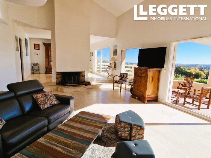 Image No.3-5 Bed House for sale