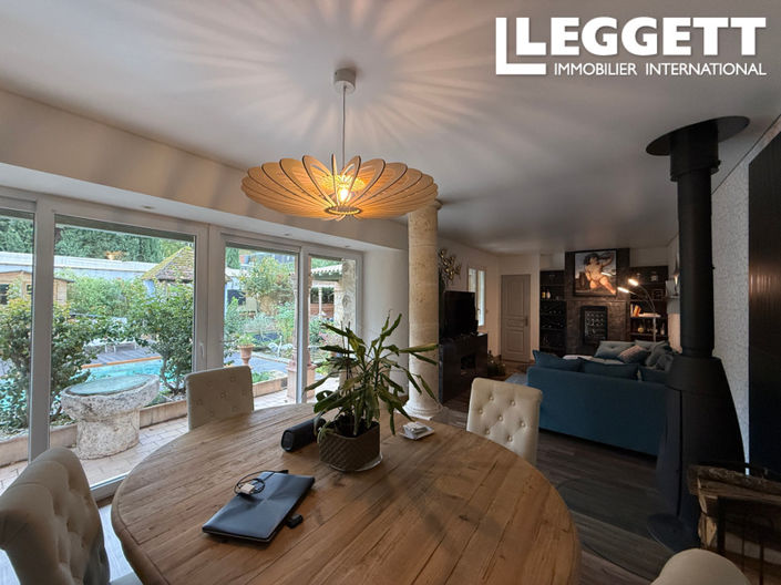 Image No.5-2 Bed House for sale