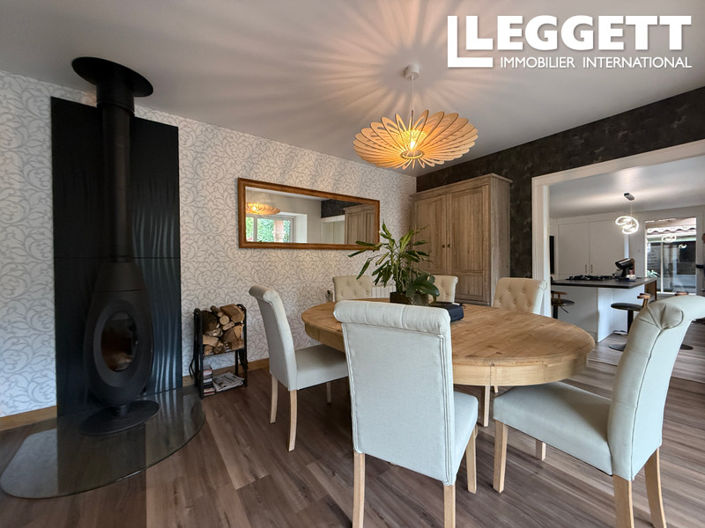 Image No.6-2 Bed House for sale