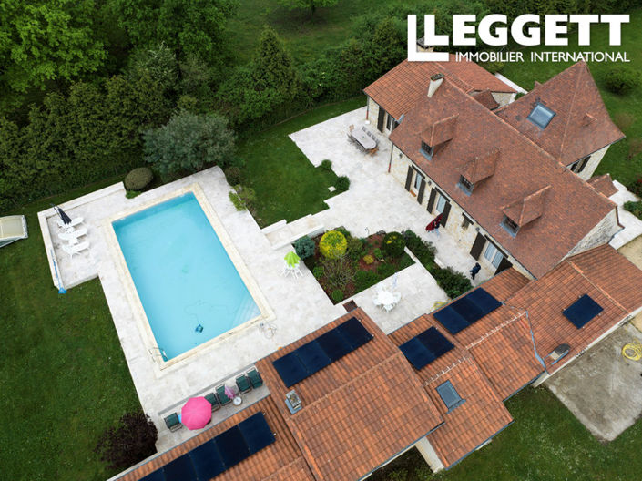 Image No.2-10 Bed House for sale