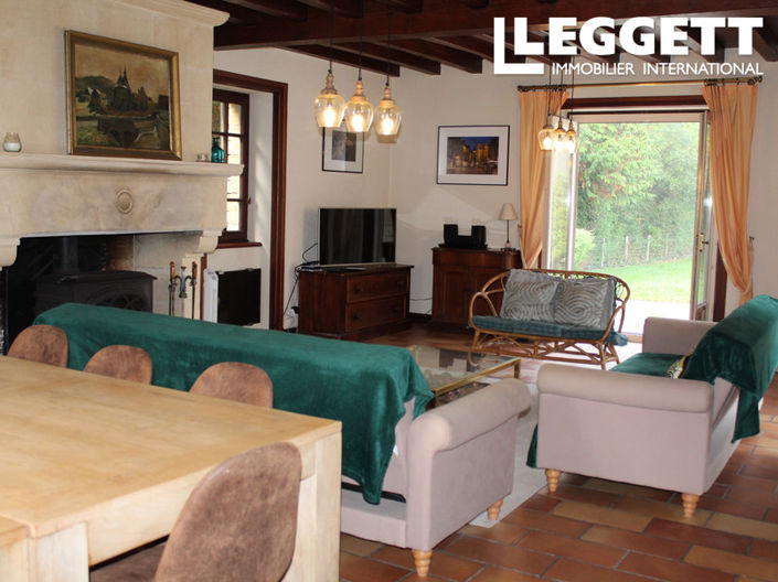 Image No.3-10 Bed House for sale