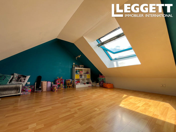 Image No.9-2 Bed House for sale