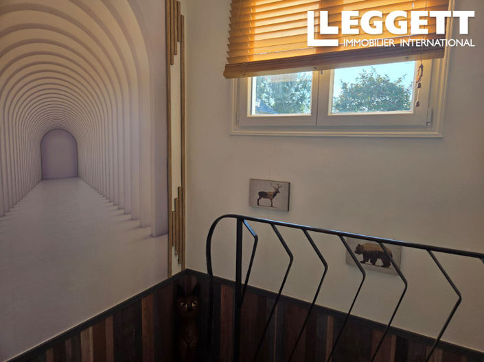 Image No.10-4 Bed House for sale